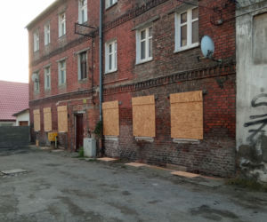 Pustostan przy ul. Marcinkowskiego i Rybackiej