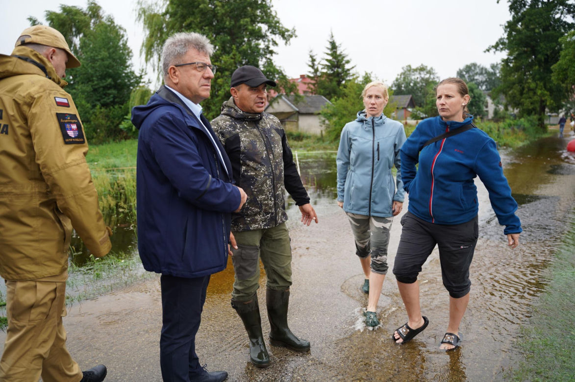 Podtopienia w powiatach jędrzejowskim i włoszczowskim