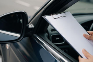 Zmasowane kontrole kierowców na aplikację. Co wykryli funkcjonariusze w Warszawie?