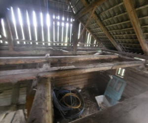 Remont drewnianej chaty w Tropiu (woj. małopolskie)