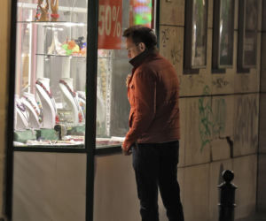 Paweł Wilczak szuka złota w w lombardzie