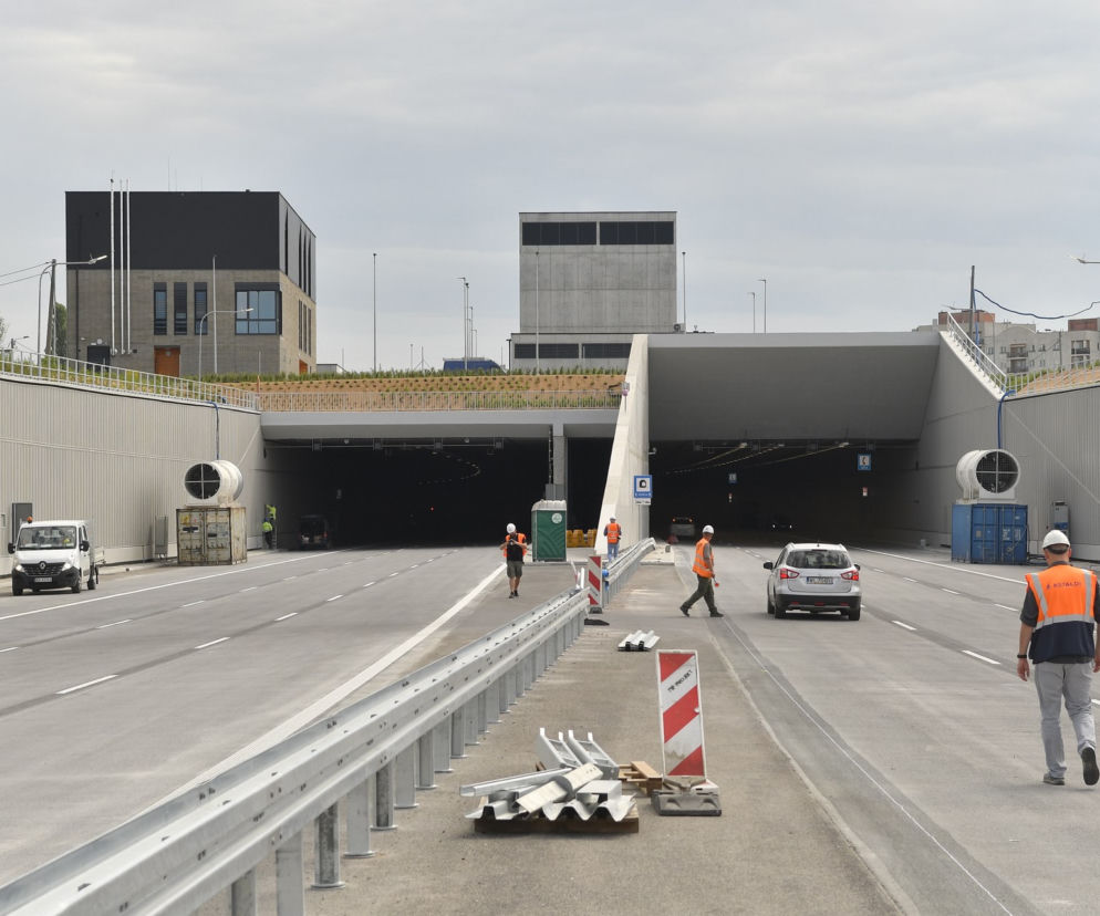 Tunel pod Ursynowem gotowy. Otwarcie opóźnione