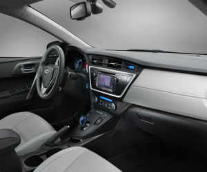 Toyota Auris II generacji