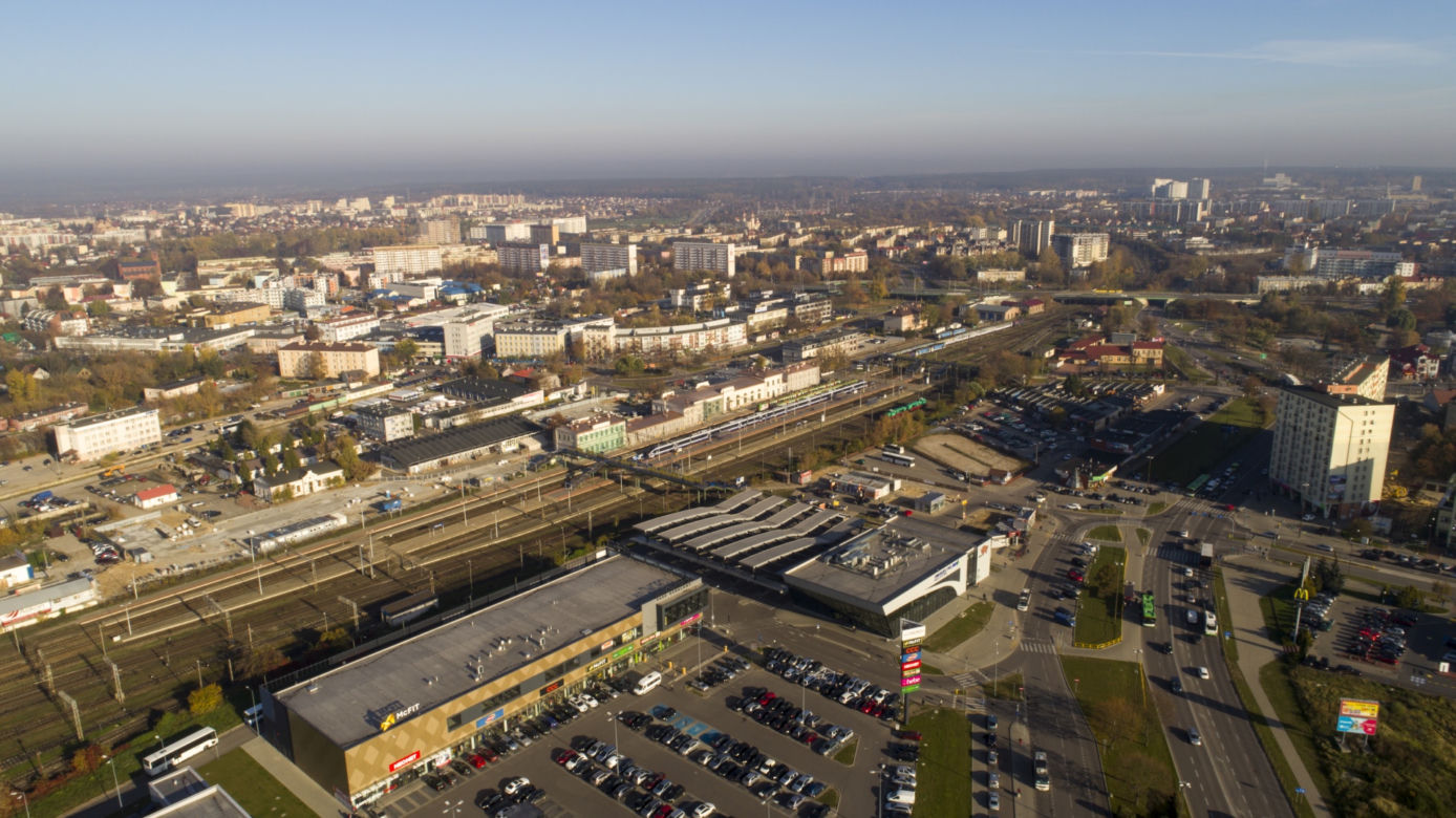 Tak powstawał nowy dworzec PKS. Zdjęcia droniq.pl
