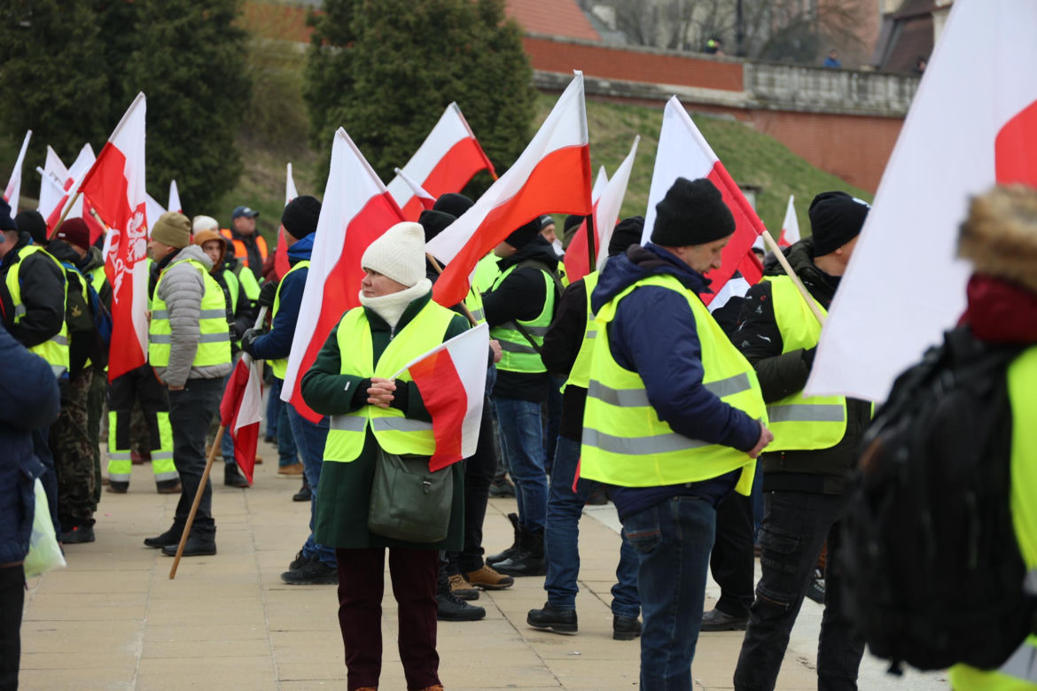 Protest rolników 20 marca w Lublinie. Przeszli ulicami miasta pod LUW