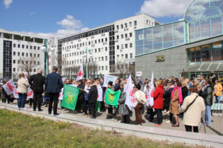 ZUS na krawędzi paraliżu. Pracownicy będą protestować w Warszawie