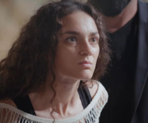 Dziedzictwo, odcinek 890: Trucizna więzi Nanę i Nazli, a Ayse i Ferit starają się o dobre relacje - wszystko dla Dogi