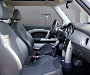 MINI Cooper 2003 rok