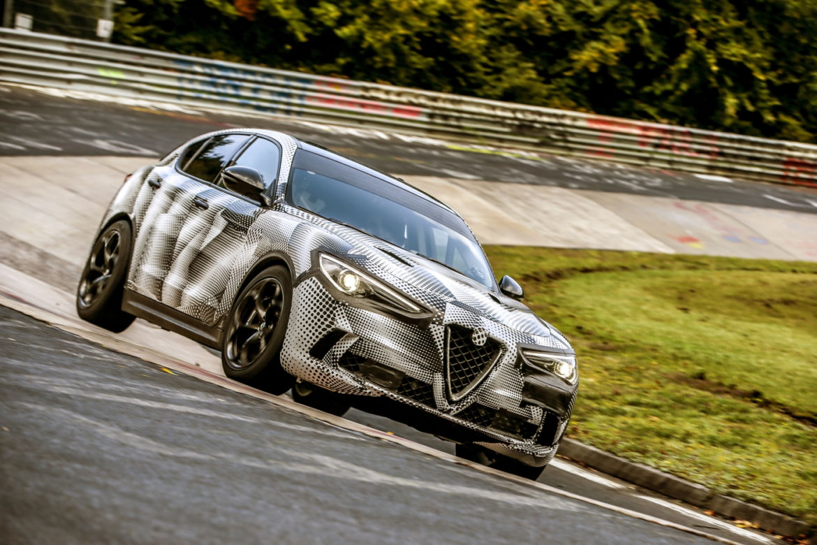 Alfa Romeo Stelvio Quadrifoglio na torze Nurburgring