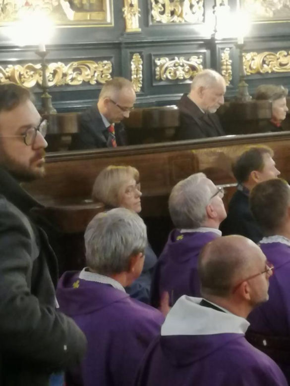 Ostatnie pożegnanie Wandy Półtawskiej. Kard. Dziwisz: "Księga jej życia została zamknięta"