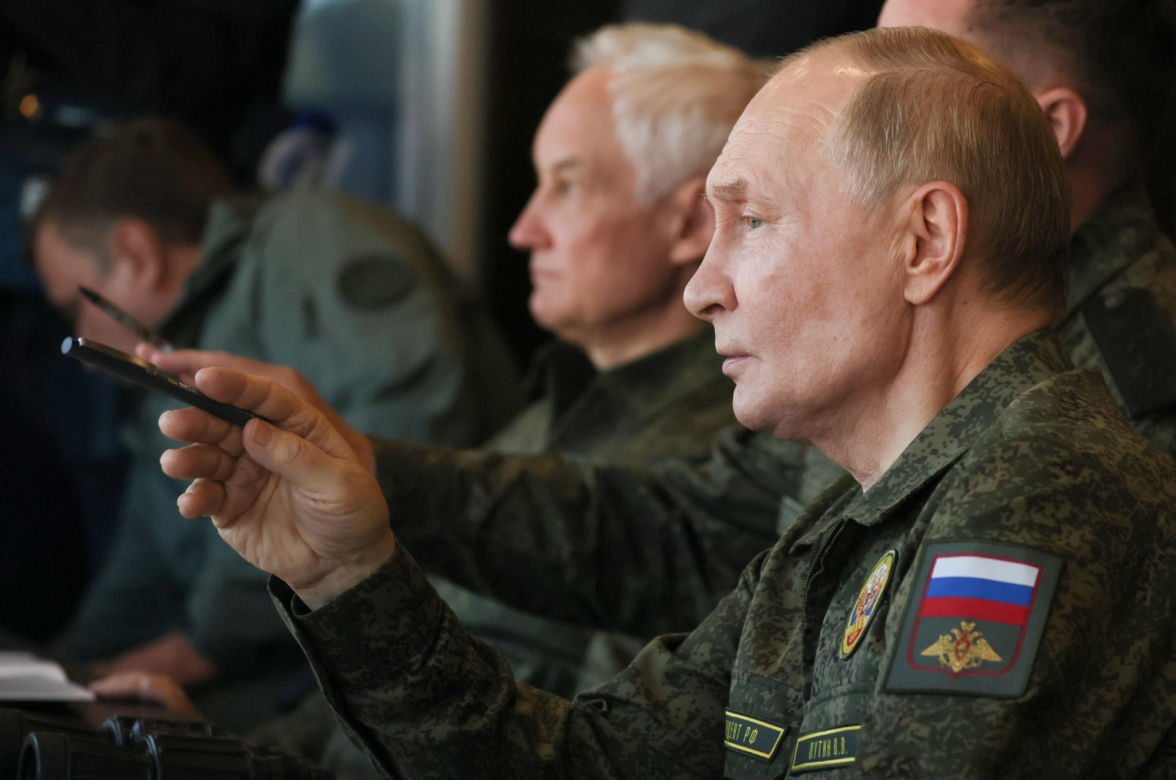 Putin, Zapad