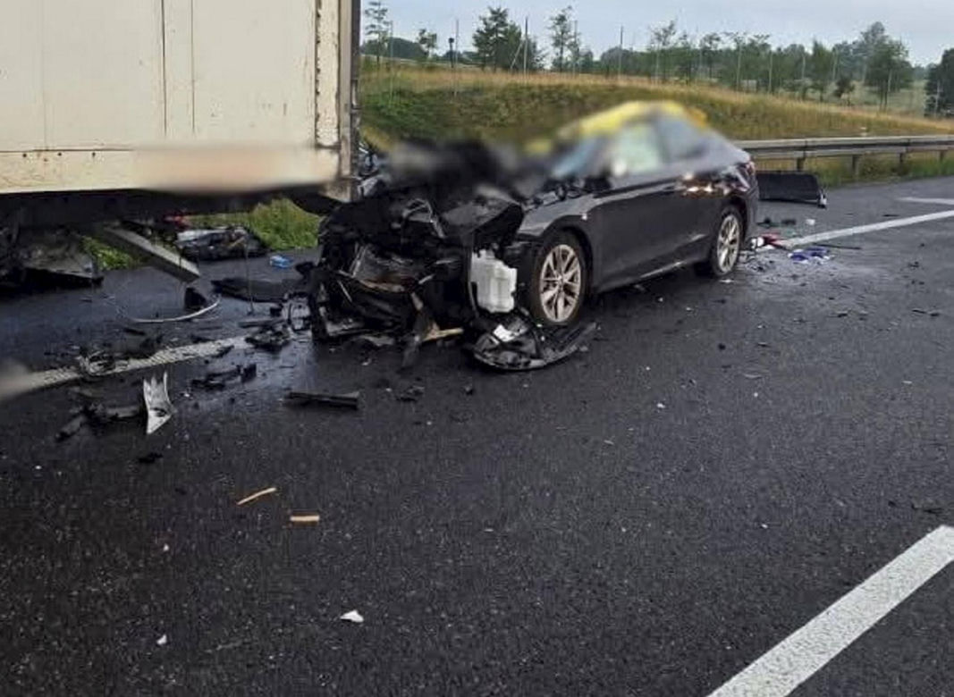 Wypadek na S7 pod Nidzicą. Trzy osoby nie żyją