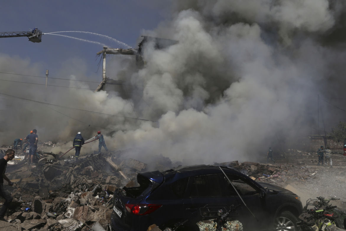 Armenia: Wybuch w centrum handlowym