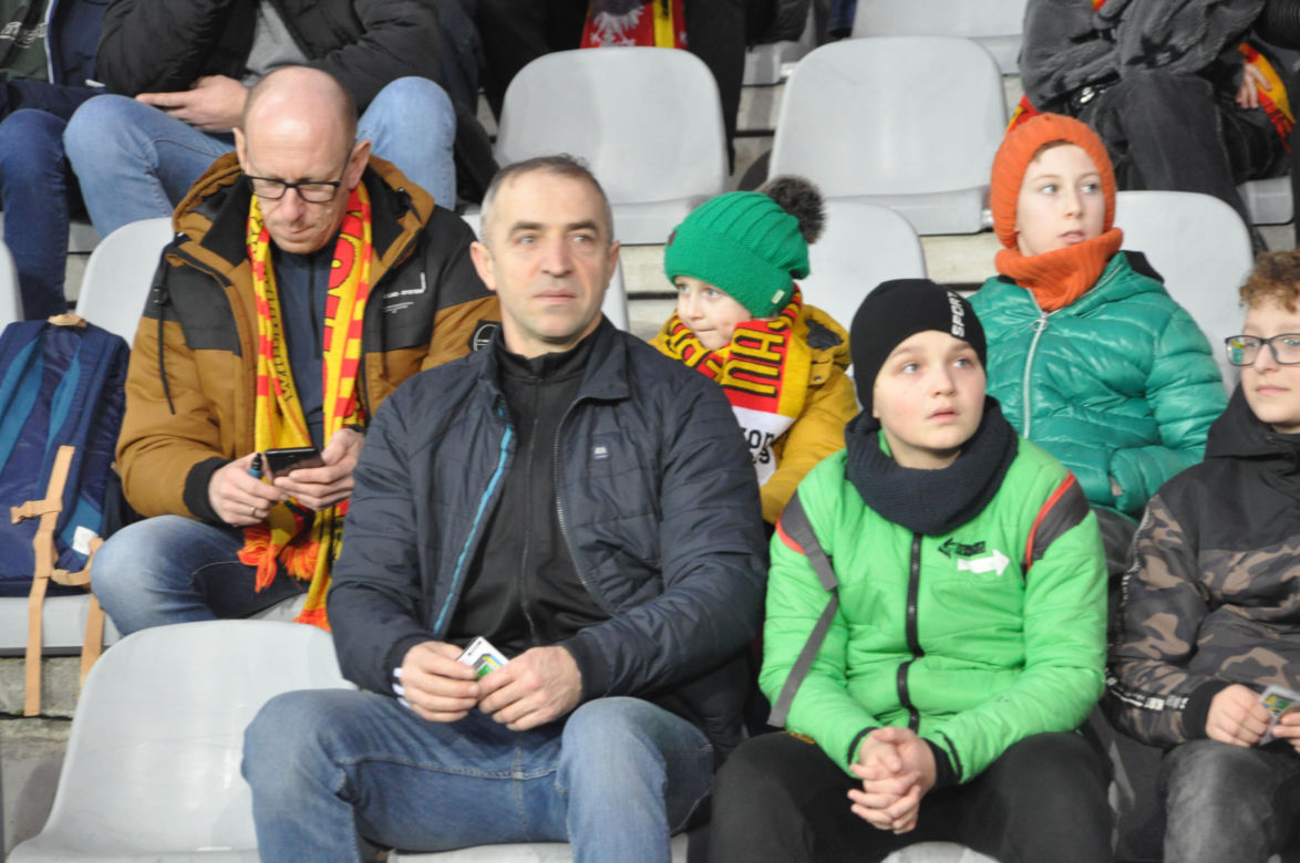 Korona Kielce - Legia Warszawa. Zdjęcia kibiców na Suzuki Arenie
