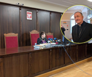 Biskup Andrzej Jeż usłyszał wyrok. To pierwszy taki proces hierarchy w Polsce