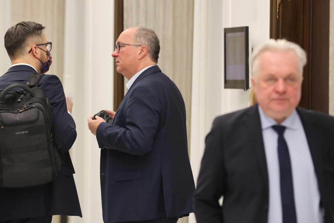 Nie noszą maseczki - niech zapłacą 2000 zł 