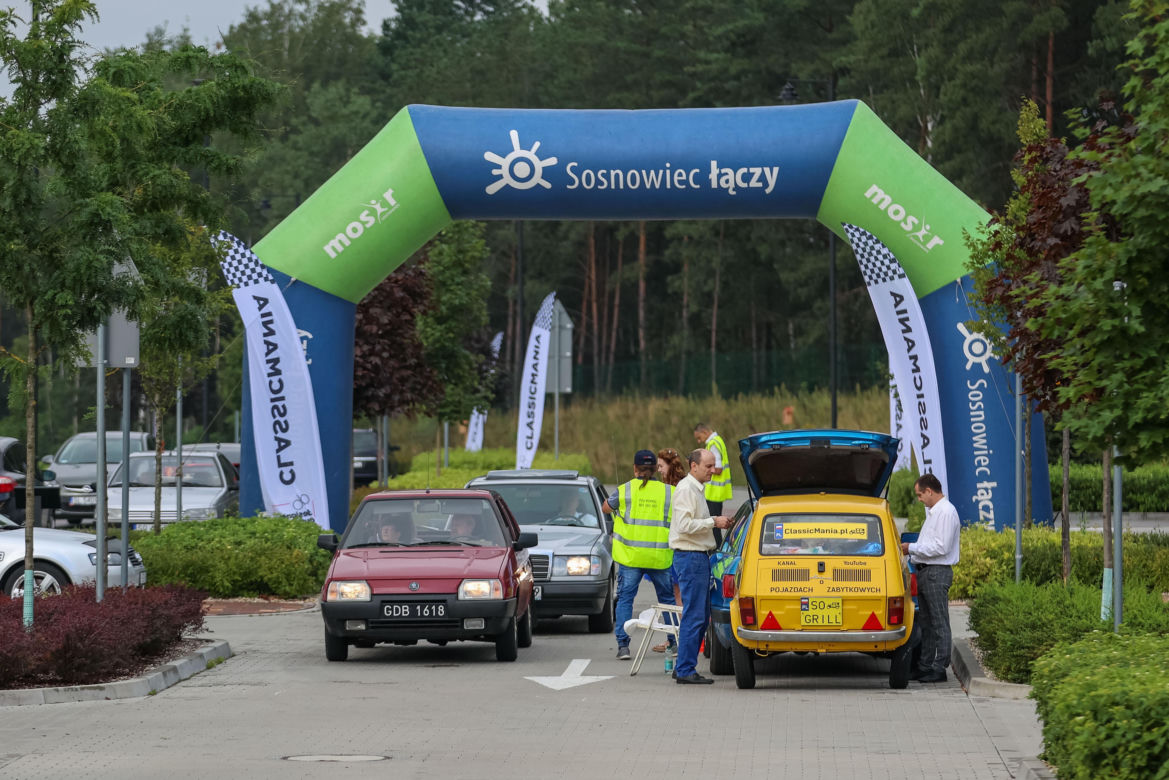 ClassicMania w Sosnowcu. Zlot pojazdów zabytkowych