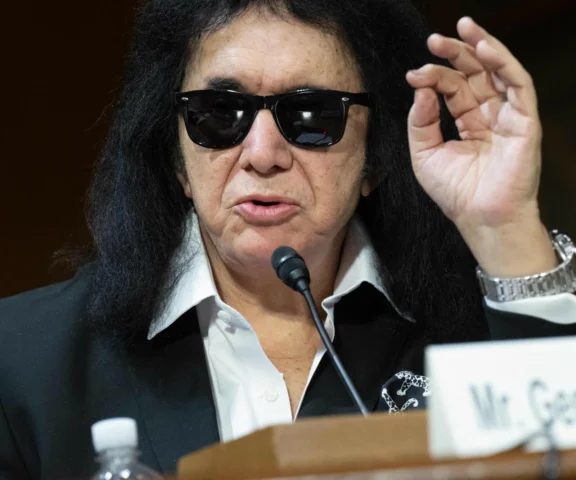 Gene Simmons ostro do kolegów po fachu: Zamknij się i rób swoje!. O co chodzi?