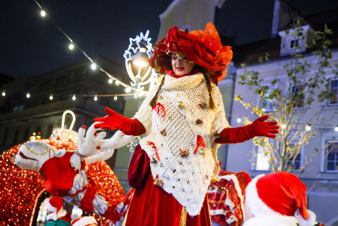 Gliwicki Jarmark Bożonarodzeniowy wystartował. Wiedeński klimat i świąteczne gofry