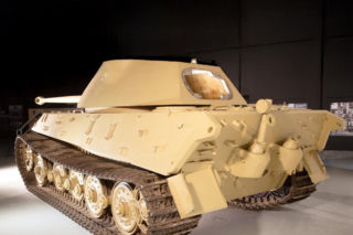 Tygrys Królewski powróci do życia. Legendarny czołg z II WŚ czeka renowacja za milion funtów