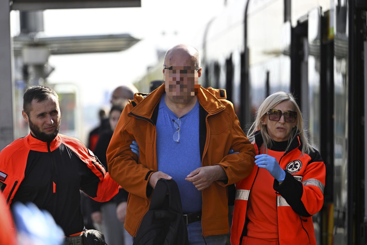  Zderzenie tramwajów w centrum Warszawy. 13 osób rannych, ruch tramwajowy wstrzymany