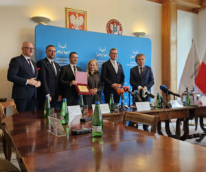 Uniwersytecki Szpital Kliniczny w Olsztynie z certyfikatem akredytacyjnym ministra zdrowia