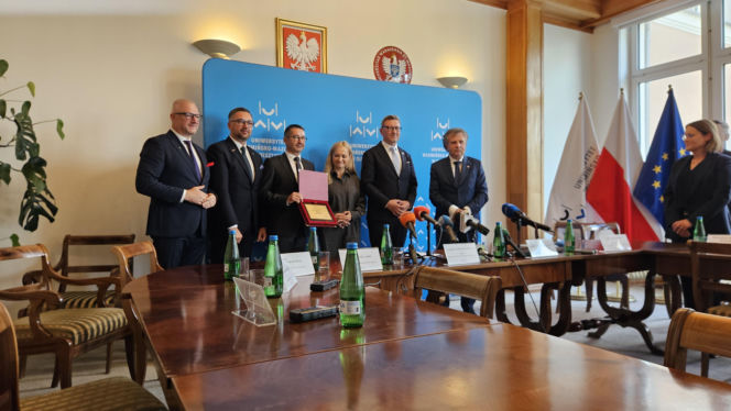 Uniwersytecki Szpital Kliniczny w Olsztynie z certyfikatem akredytacyjnym ministra zdrowia