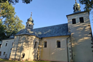 Mała wieś w Świętokrzyskiem skrywa wielką historię. Tędy przed wiekami prowadził ważny szlak