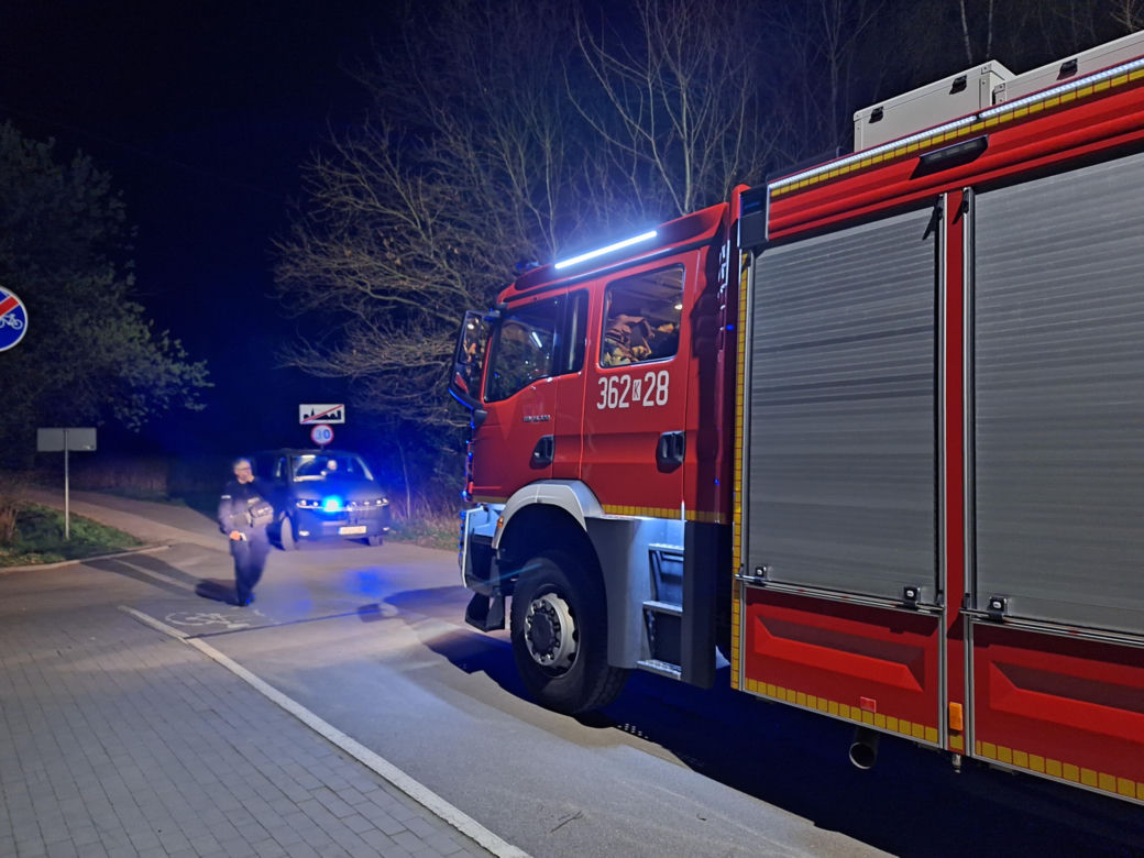 Zabójstwo 16-letniego Szymona w Tarnowie. W miejscu tragedii płoną znicze