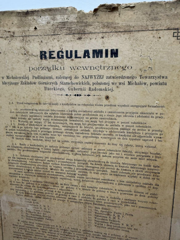 Nie uwierzysz, co kryje ta starachowicka biblioteka. To prawdziwy wehikuł czasu!