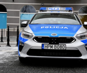 Trzy nowe radiowozy Kia Ceed dla podlaskiej Policji 