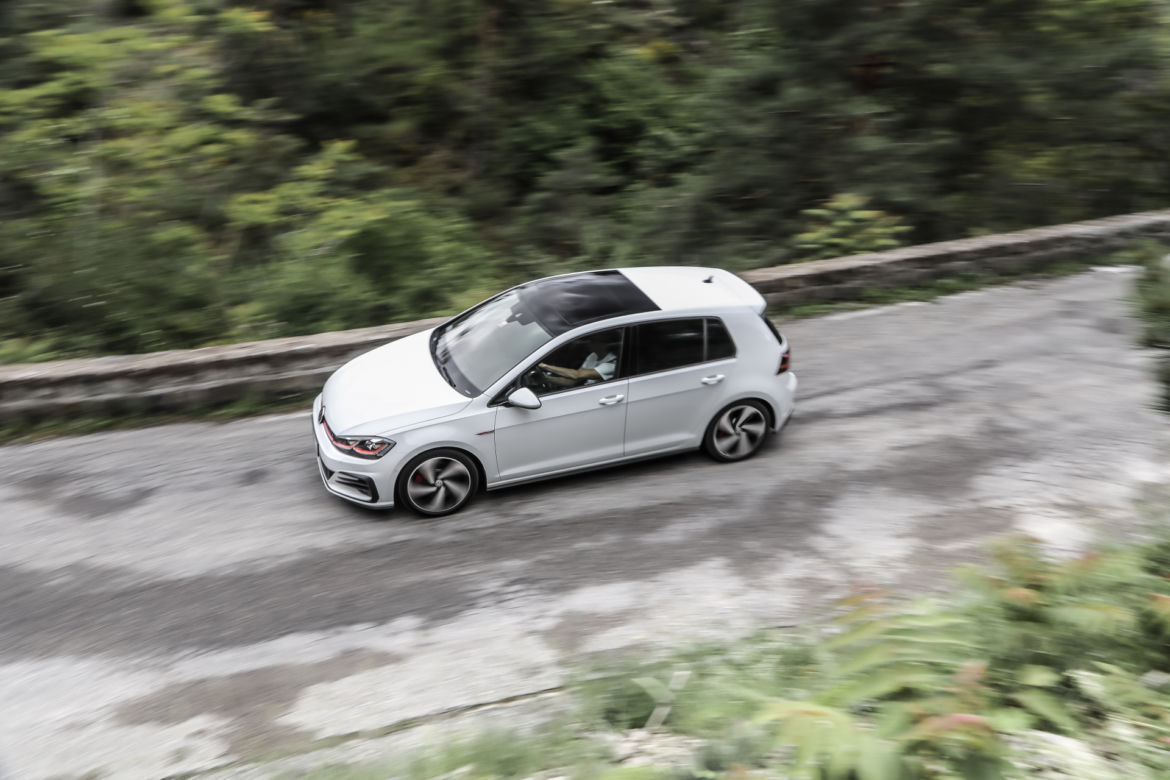 Volkswagen Golf GTI 2.0 TSI 245 KM