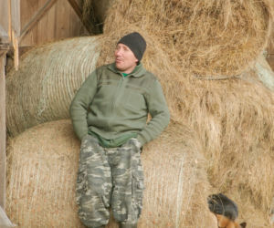 Rolnicy. Podlasie. Andrzej i jego odnowiony ciągnik