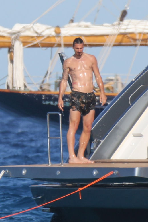 Zlatan Ibrahimović z rodziną na jachcie