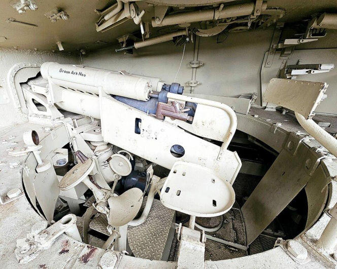 Tygrys Królewski powróci do życia. Legendarny czołg z II WŚ czeka renowacja za milion funtów