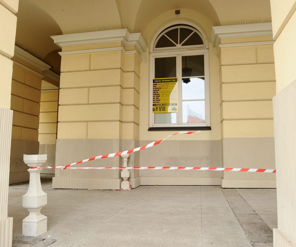 Tynk sypie się Trzaskowskiemu na głowę