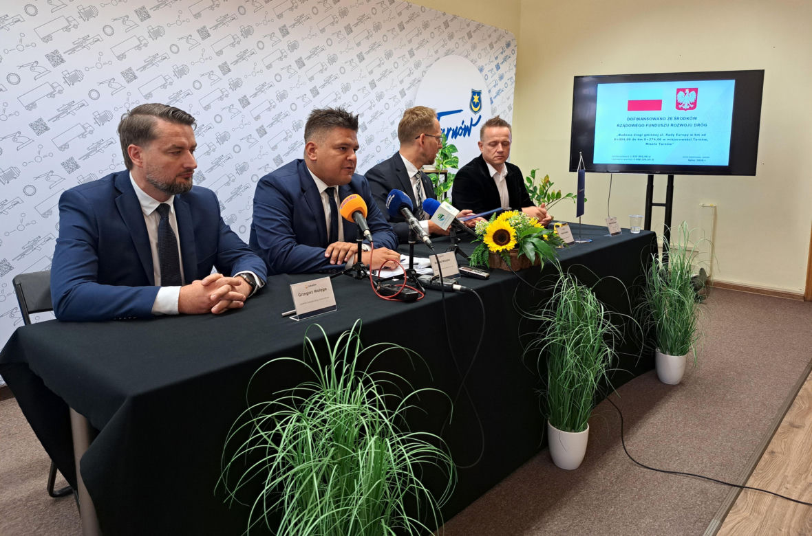 Budowa ul. Rady Europy w Tarnowie - podpisanie umowy