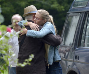 Blondynka 2 sezon. Sylwia (Julia Pietrucha), doktor Fus (Krzysztof Gosztyła)