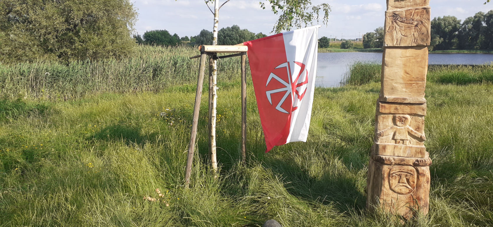 Zasiedli W Kręgu i odprawili Kupalnockę na Wyspie Młyńskiej w Iławie