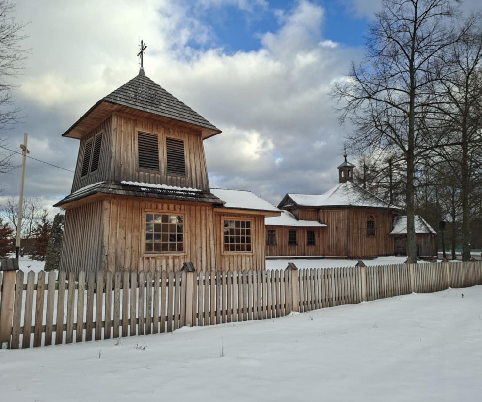 Będąc w świętokrzyskim warto zboczyć z utartych szlaków. Odwiedź wieś Mroczków