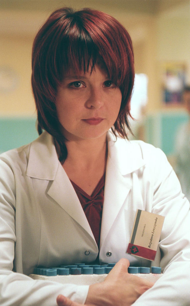 Dawno niewidziana Edyta Jungowska pojawiła się na premierze filmu. Tak dziś wygląda siostra Bożenka z "Na dobre i na złe"