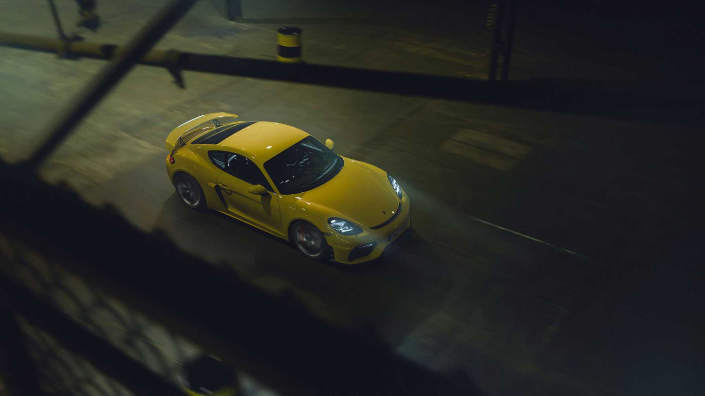 Porsche 718 Spyder i 718 Cayman GT4 z 4-litrowym bokserem