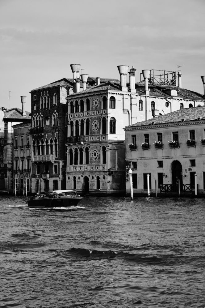 Nawiedzony pałac na sprzedaż! Musisz mieć 84 miliony