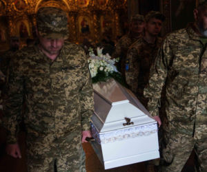 Pogrzeb Liubavy i Viry Yakovlevy. Siostry zginęły tragicznie w wyniku rosyjskiego ataku rakietowego na budynek mieszkalny