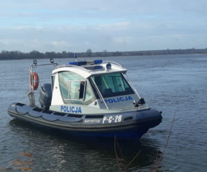 Policja znów przeczesuje nurt Wisły. Szuka zaginionego 28-latka?!