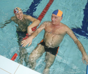 Karol Strasburger ćwiczy