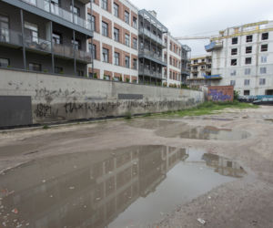 Sąsiedzi szykują się do ataku zombie