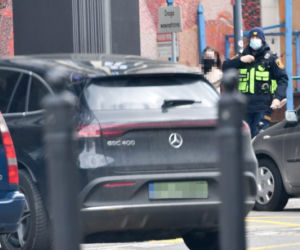 Małgorzata Socha wykpiła się uśmiechem od mandatu