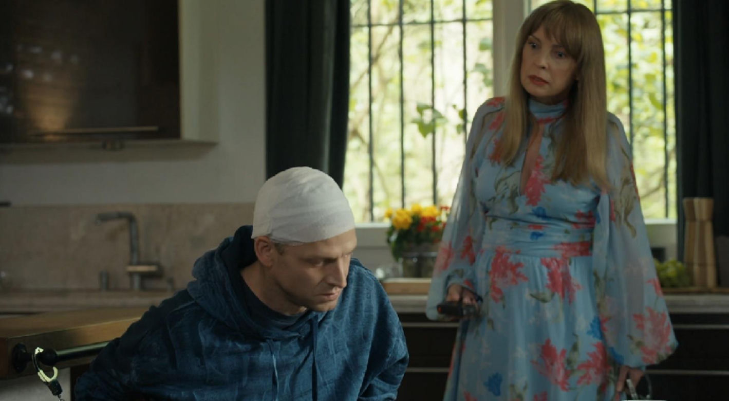 Barwy szczęścia, odcinek 3299.  Łukasz (Michał Rolnicki), Agnieszka (Katarzyna Tlałka)