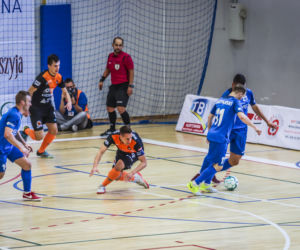 FC Toruń - P.A. Nova Gliwice 2:4 - zdjęcia z Uniwersyteckiego Centrum Sportu